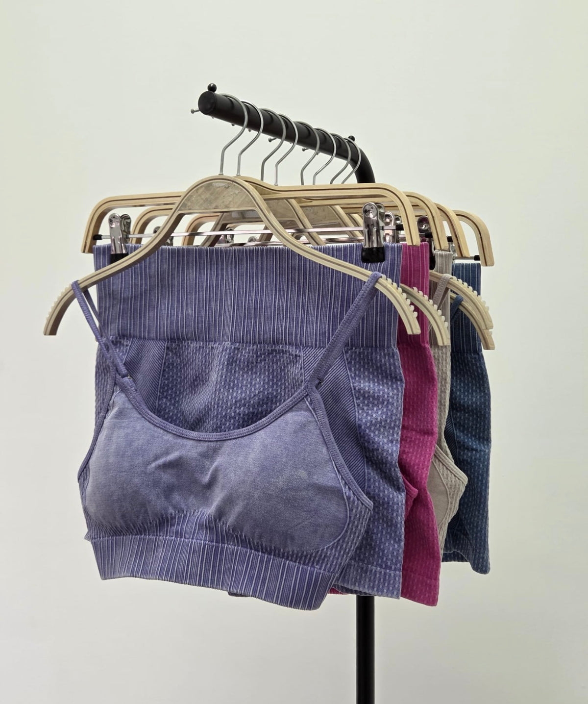 CONJUNTO TOP Y CALZA DEPORTIVOS